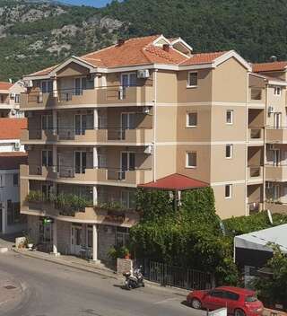 Апартаменты Villa Pedja Zec Exclusive 3+ Будва-0